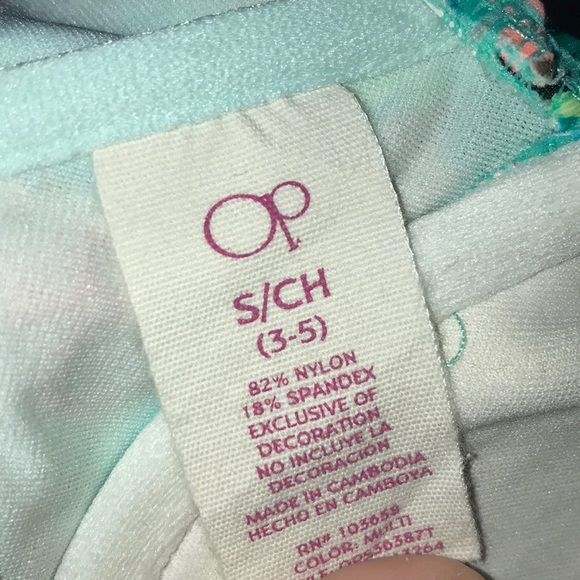 Bikini - Picture 3 of 5